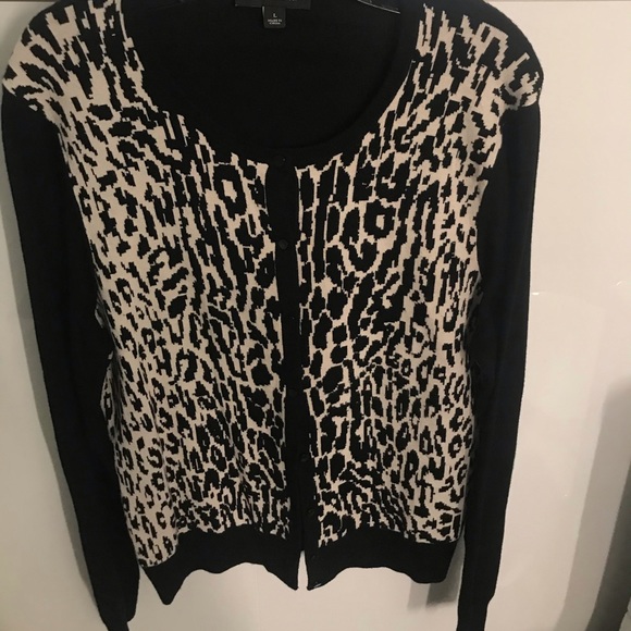 Ann Taylor Sweaters - Ann Taylor Cozy Cardigan